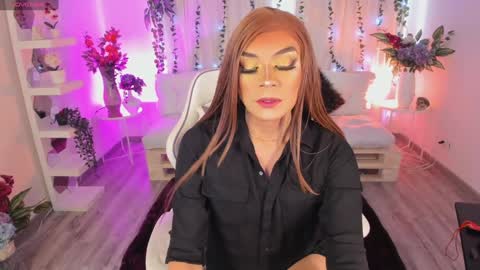 Snapshot of karol_elegance_ chatting on 10, 12, 2024 karol online show from 10, 12, 2024