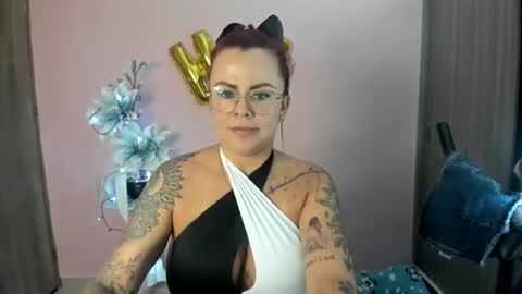 kAROL MILF   online show from 11, 1, 2025