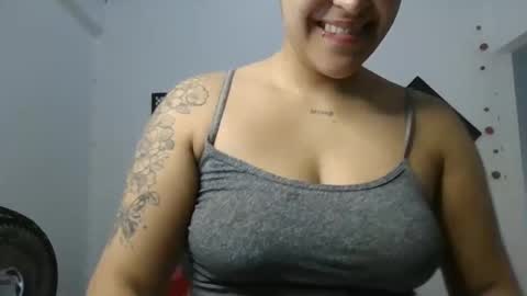 Snapshot of karol_naughty chatting on 26, 12, 2024 online show from 26, 12, 2024