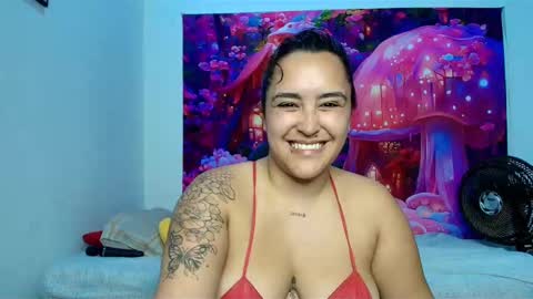 Snapshot of karol_naughty chatting on 29, 10, 2025 online show from 29, 10, 2025