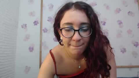 Snapshot of karol_prescot chatting on 7, 5, 2026 Karol online show from 7, 5, 2026