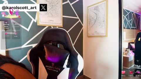 Snapshot of karol_scott1 chatting on 12, 9, 2025 KAROL SCOTT online show from 12, 9, 2025