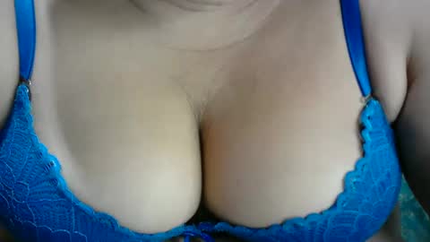 Snapshot of karolbb chatting on 14, 2, 2025 karolbb online show from 14, 2, 2025