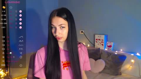 Snapshot of karolina_hottie_ chatting on 29, 5, 2026 Kira online show from 29, 5, 2026