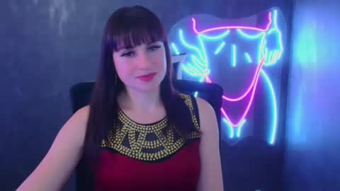 Snapshot of karolina_mia chatting on 2, 12, 2024 Caroline online show from 2, 12, 2024
