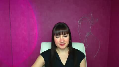 Snapshot of karolina_mia chatting on 22, 12, 2024 Caroline online show from 22, 12, 2024