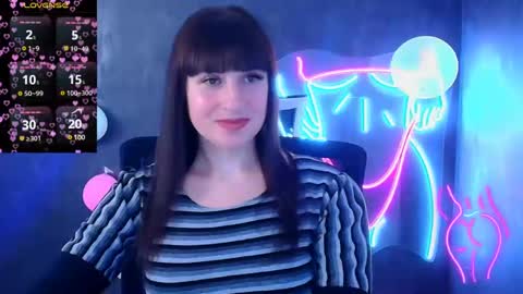 Snapshot of karolina_mia chatting on 6, 3, 2025 Caroline online show from 6, 3, 2025