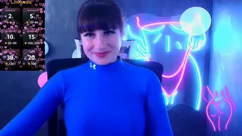 Snapshot of karolina_mia chatting on 11, 3, 2025 Caroline online show from 11, 3, 2025
