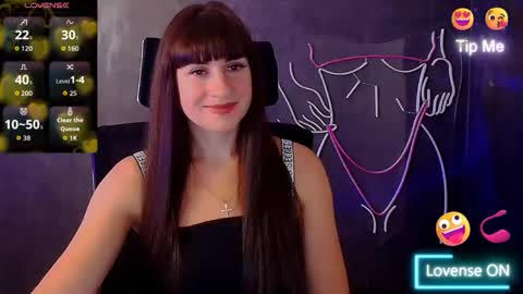 Snapshot of karolina_mia chatting on 25, 9, 2025 Caroline online show from 25, 9, 2025
