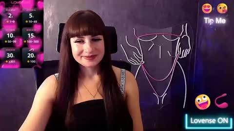 Snapshot of karolina_mia chatting on 3, 10, 2025 Caroline online show from 3, 10, 2025