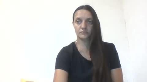 karolinacel online show from 10, 9, 2025