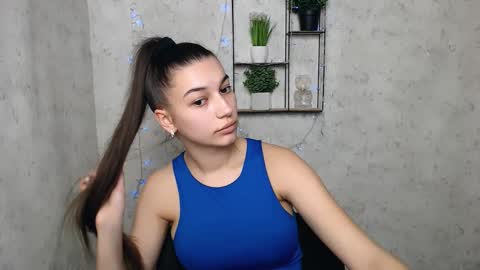 Karolina online show from 10, 3, 2025