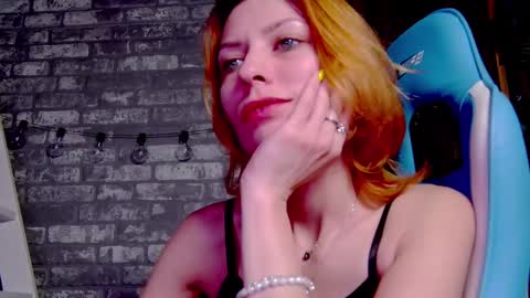 karoline121 online show from 20, 2, 2025