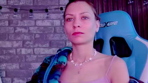 karoline121 online show from 26, 2, 2025