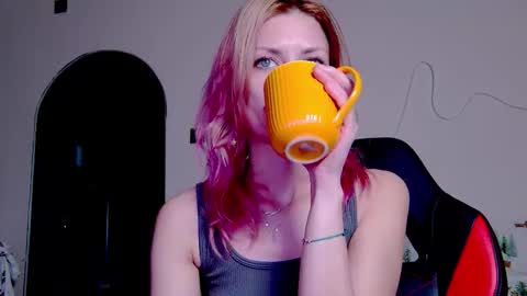 karoline121 online show from 24, 11, 2025