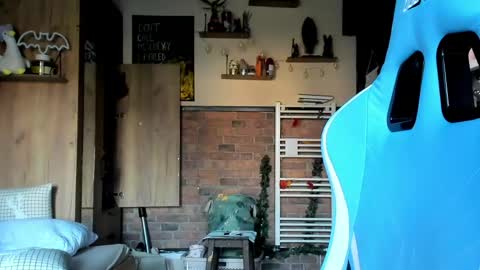 karoline121 online show from 13, 4, 2026