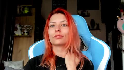 Snapshot of karoline121 chatting on 18, 4, 2026 karoline121 online show from 18, 4, 2026