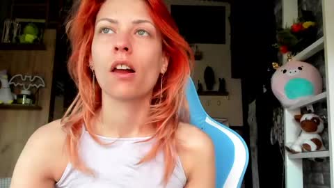Snapshot of karoline121 chatting on 24, 4, 2026 karoline121 online show from 24, 4, 2026