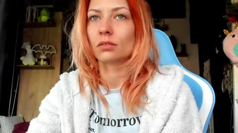 Snapshot of karoline121 chatting on 4, 5, 2026 karoline121 online show from 4, 5, 2026