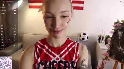 Snapshot of karoline__whitee chatting on 30, 6, 2026 Karoline online show from 30, 6, 2026