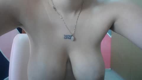 Snapshot of karoline_lovex chatting on 27, 2, 2025 karoline_lovex online show from 27, 2, 2025