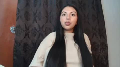 Snapshot of karolineburnx chatting on 4, 8, 2026 Isa online show from 4, 8, 2026