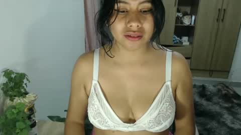 Snapshot of karolinecute chatting on 31, 12, 2024 karolinecute online show from 31, 12, 2024