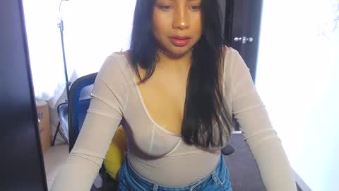 Snapshot of karolinecute chatting on 10, 3, 2025 karolinecute online show from 10, 3, 2025