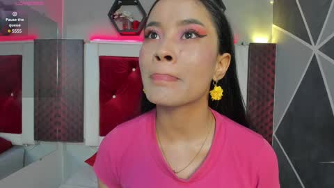 Snapshot of karoll014 chatting on 4, 1, 2025 Karol online show from 4, 1, 2025