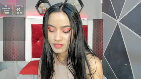 Snapshot of karoll014 chatting on 25, 1, 2025 Karol online show from 25, 1, 2025