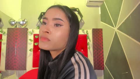 Snapshot of karoll014 chatting on 3, 2, 2026 Karol online show from 3, 2, 2026