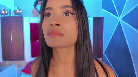 Snapshot of karoll014 chatting on 11, 2, 2026 Karol online show from 11, 2, 2026