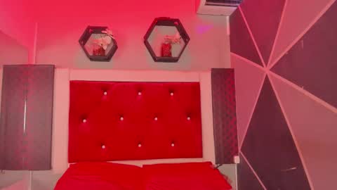 Snapshot of karoll014 chatting on 28, 2, 2026 Karol online show from 28, 2, 2026