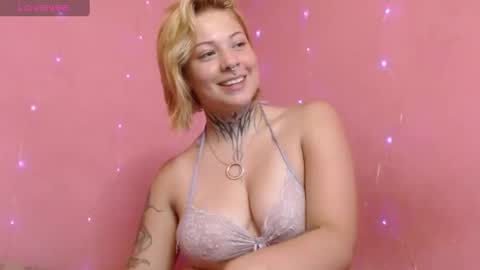 kat_cirice18 online show from 15, 2, 2025