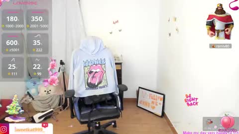 Snapshot of kat_ly_chan chatting on 1, 12, 2024 Kat       online show from 1, 12, 2024