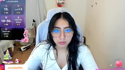 Snapshot of kat_ly_chan chatting on 17, 12, 2024 Kat       online show from 17, 12, 2024