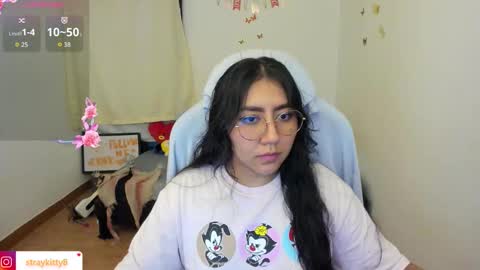 Snapshot of kat_ly_chan chatting on 15, 10, 2025 Kat       online show from 15, 10, 2025