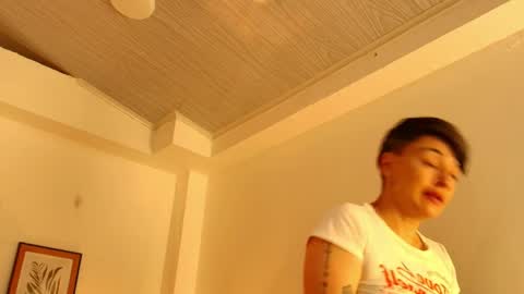 kat paradisse online show from 8, 4, 2026