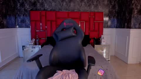 Snapshot of kataadelafontaine chatting on 30, 1, 2025 Kata online show from 30, 1, 2025