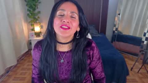 Snapshot of kataleya_29 chatting on 7, 11, 2025 kate online show from 7, 11, 2025