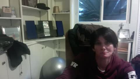 Snapshot of katbrake chatting on 1, 3, 2025 sexykat online show from 1, 3, 2025