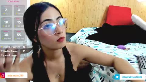 Snapshot of kate_evans1 chatting on 9, 2, 2025 Kate Evans online show from 9, 2, 2025