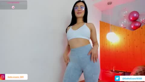 Snapshot of kate_evans1 chatting on 24, 9, 2025 Kate Evans online show from 24, 9, 2025