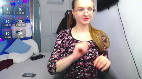 Snapshot of kate_jonson chatting on 4, 1, 2025 .Be kind and gentle with me and I will do my best for you. online show from 4, 1, 2025