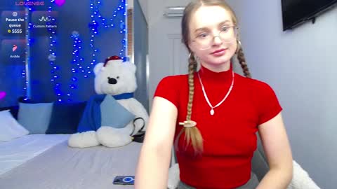 Snapshot of kate_jonson chatting on 6, 1, 2025 .Be kind and gentle with me and I will do my best for you. online show from 6, 1, 2025