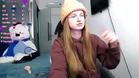 Snapshot of kate_jonson chatting on 14, 1, 2025 .Be kind and gentle with me and I will do my best for you. online show from 14, 1, 2025