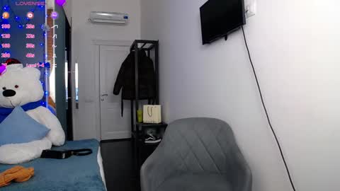 Snapshot of kate_jonson chatting on 15, 1, 2025 .Be kind and gentle with me and I will do my best for you. online show from 15, 1, 2025