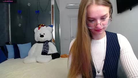 Snapshot of kate_jonson chatting on 10, 2, 2025 .Be kind and gentle with me and I will do my best for you. online show from 10, 2, 2025