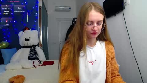 Snapshot of kate_jonson chatting on 15, 2, 2025 .Be kind and gentle with me and I will do my best for you. online show from 15, 2, 2025