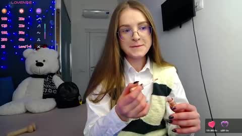 Snapshot of kate_jonson chatting on 3, 3, 2025 .Be kind and gentle with me and I will do my best for you. online show from 3, 3, 2025